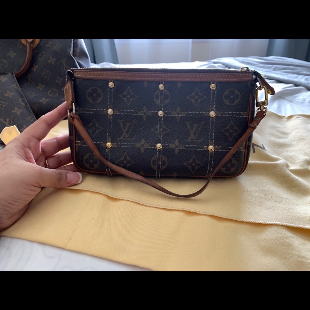 Monogram Riveting Pochette Accessories - Picture 15 of 15